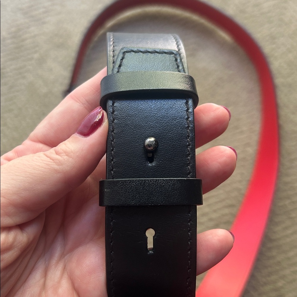 Christian Louboutin purse strap - Picture 4 of 4